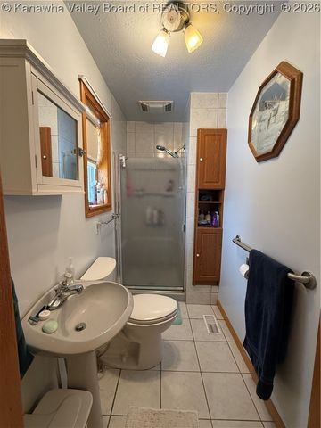 1795 Ravenswood Road, Ravenswood, WV 26164