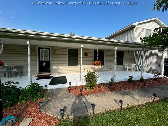 1795 Ravenswood Road, Ravenswood, WV 26164