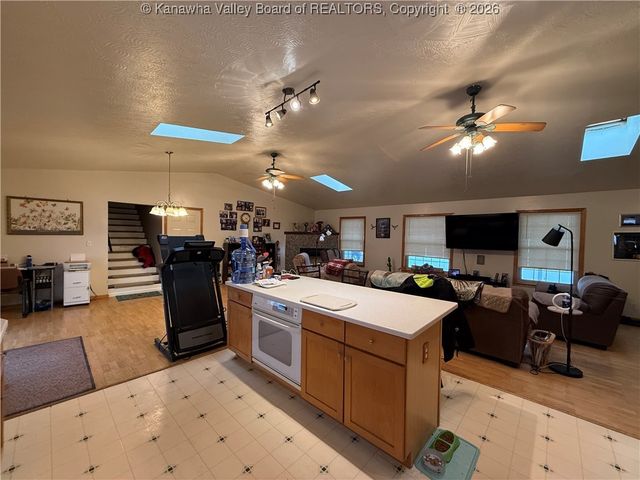 1795 Ravenswood Road, Ravenswood, WV 26164