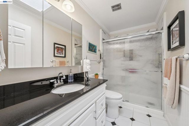 2029 Ptarmigan Dr 2, Walnut Creek, CA 94595