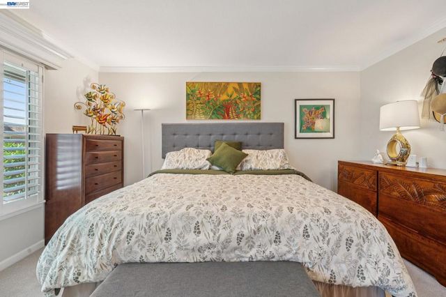 2029 Ptarmigan Dr 2, Walnut Creek, CA 94595