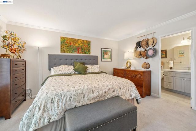 2029 Ptarmigan Dr 2, Walnut Creek, CA 94595