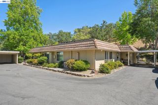 2029 Ptarmigan Dr 2, Walnut Creek, CA 94595