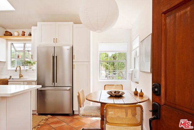 2134 Oak Street D, Santa Monica, CA 90405