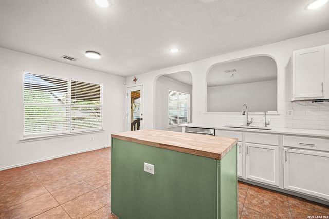9626 Mustang Farm, San Antonio, TX 78254