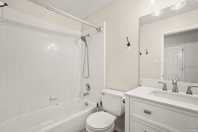 9626 Mustang Farm, San Antonio, TX 78254