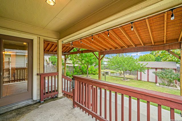 9626 Mustang Farm, San Antonio, TX 78254