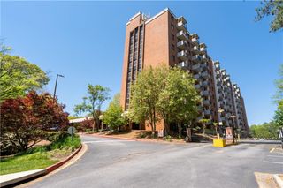 300 Johnson Ferry Road B915, Sandy Springs, GA 30328