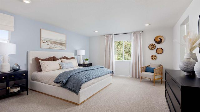 602 Amber Dr, Waterford, CA 95386