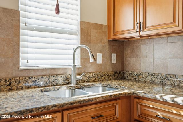 9050 Penelope Drive, Weeki Wachee, FL 34613