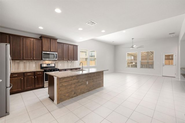 183 Concho Creek LOOP, Leander, TX 78641