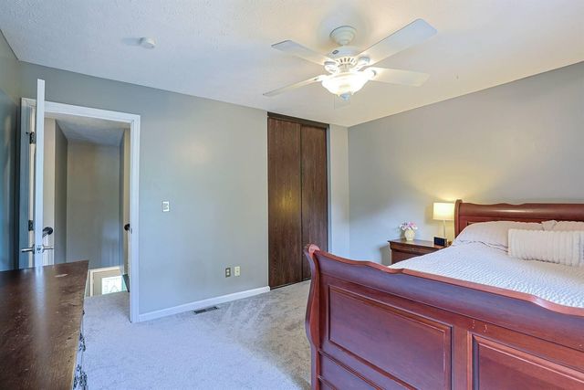 6796 Hillock Court, Florence, KY 41042