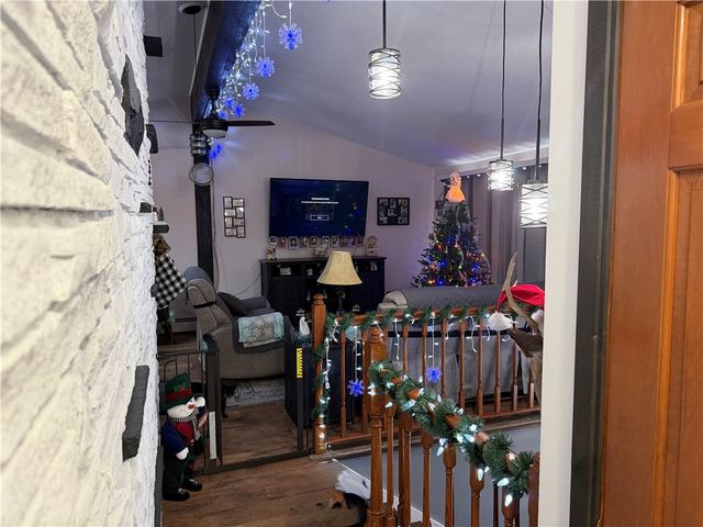 8 Weaver Creek Road, Erwin, NY 14870