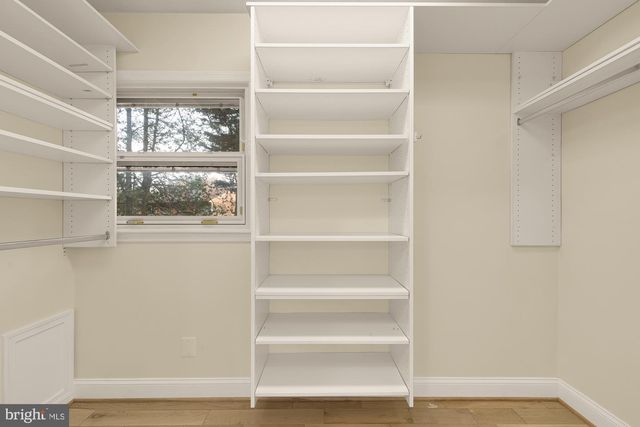 5001 OVERLEA CT, Bethesda, MD 20816