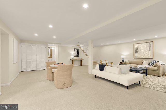 5001 OVERLEA CT, Bethesda, MD 20816