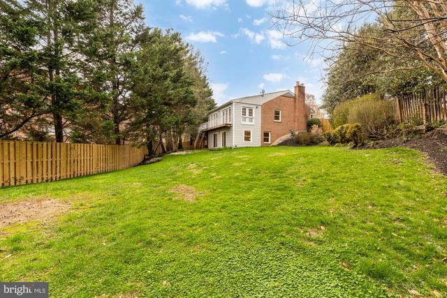 5001 OVERLEA CT, Bethesda, MD 20816