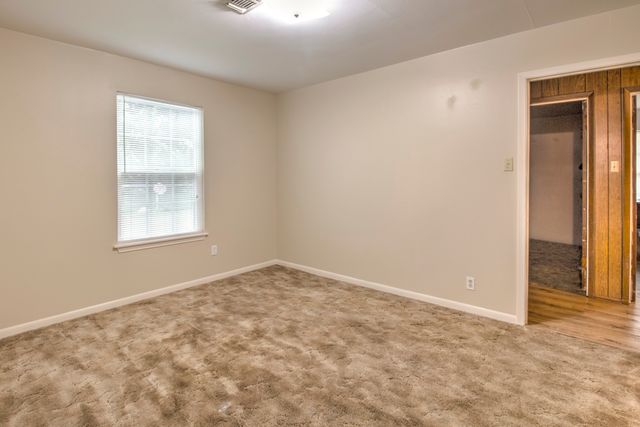 511 Old Center Church Road, Whitesboro, TX 76273