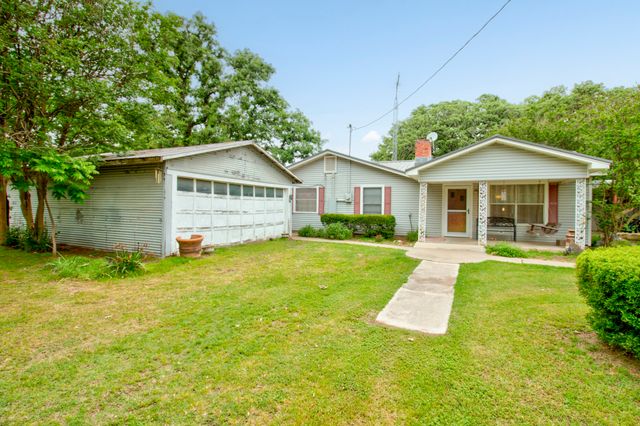 511 Old Center Church Road, Whitesboro, TX 76273