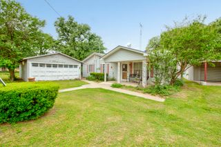511 Old Center Church Road, Whitesboro, TX 76273