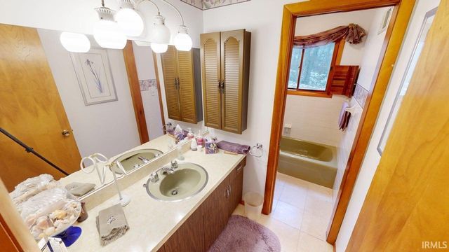 11810 W 820 North Crossroads, Monticello, IN 47960