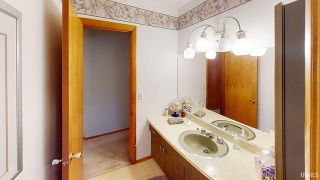 11810 W 820 North Crossroads, Monticello, IN 47960