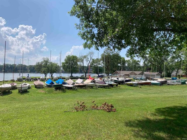 11810 W 820 North Crossroads, Monticello, IN 47960