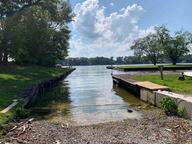 11810 W 820 North Crossroads, Monticello, IN 47960