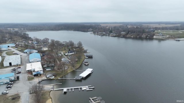 11810 W 820 North Crossroads, Monticello, IN 47960