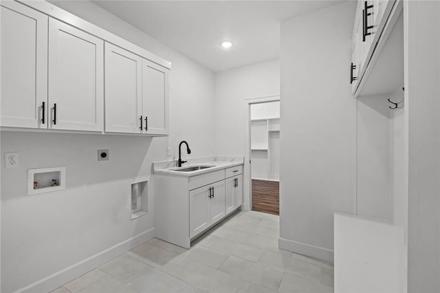 1821 Lotus Road, Centerton, AR 72719