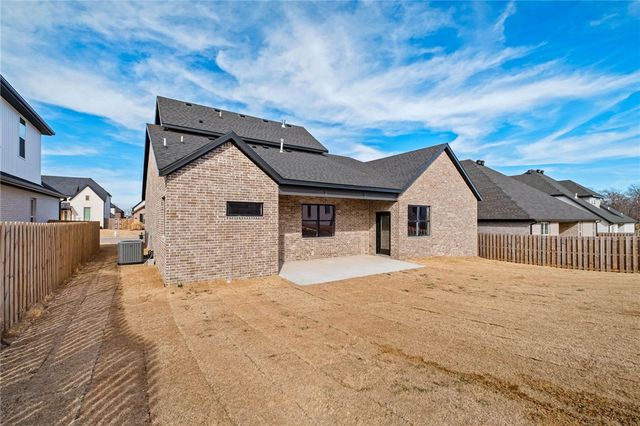 1821 Lotus Road, Centerton, AR 72719