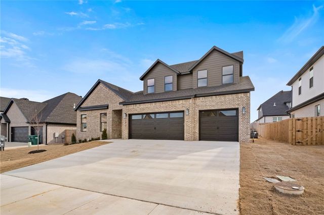 1821 Lotus Road, Centerton, AR 72719