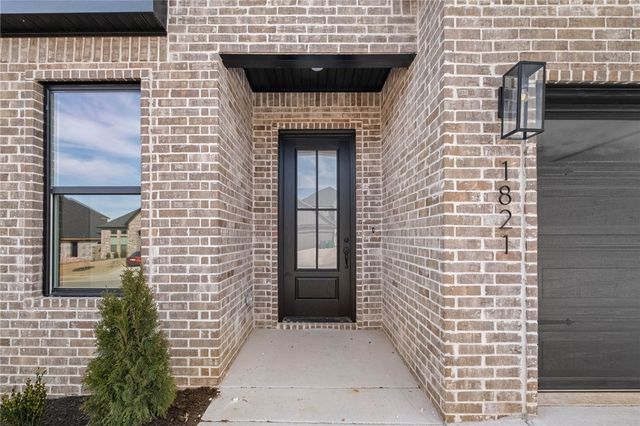 1821 Lotus Road, Centerton, AR 72719