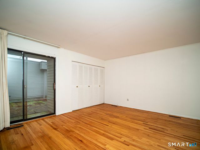 78 Charlton Hill Road 78, Hamden, CT 06518