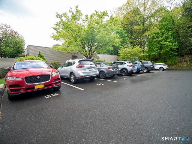 78 Charlton Hill Road 78, Hamden, CT 06518