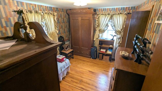 1105 Curtiss Avenue, Ames, IA 50010