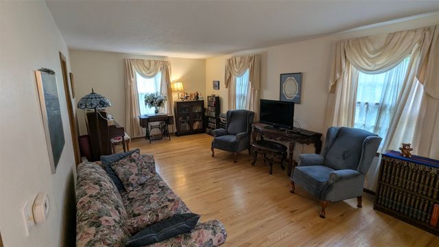 1105 Curtiss Avenue, Ames, IA 50010