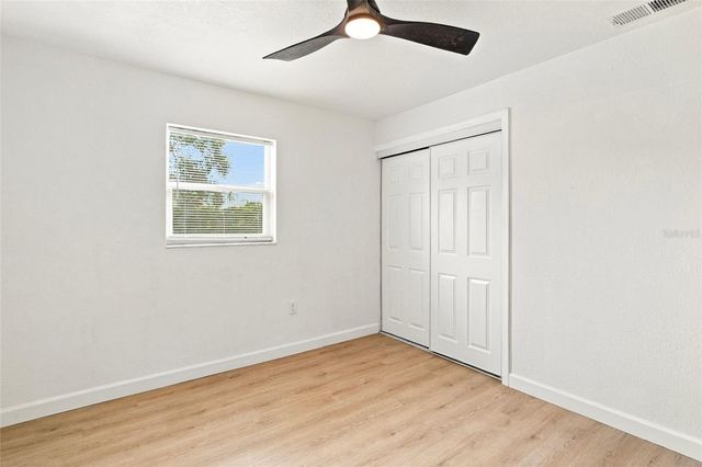 5207 56TH AVENUE N, St Petersburg, FL 33709