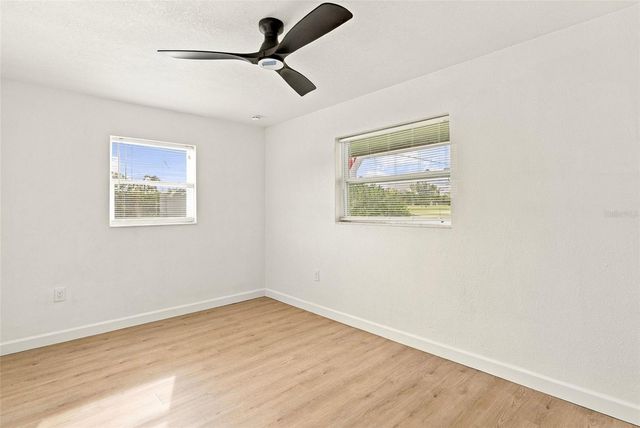 5207 56TH AVENUE N, St Petersburg, FL 33709