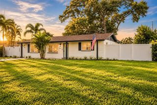 5207 56TH AVENUE N, St Petersburg, FL 33709