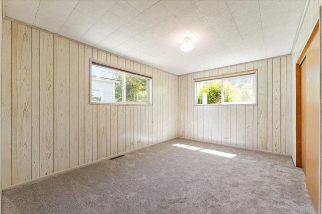 545 Main Street, Weed, CA 96094