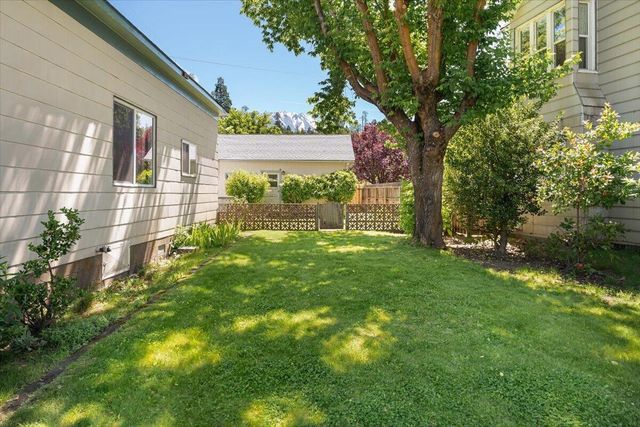 545 Main Street, Weed, CA 96094