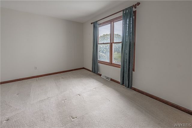 3870 Ontario Drive, Wheatfield, NY 14120