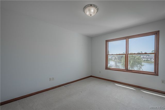 3870 Ontario Drive, Wheatfield, NY 14120