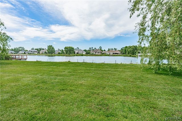 3870 Ontario Drive, Wheatfield, NY 14120