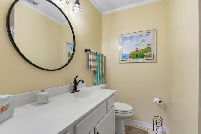 804 Victoria Ct., Murrells Inlet, SC 29576