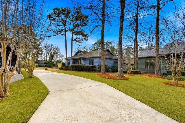 804 Victoria Ct., Murrells Inlet, SC 29576