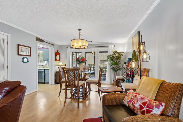 804 Victoria Ct., Murrells Inlet, SC 29576