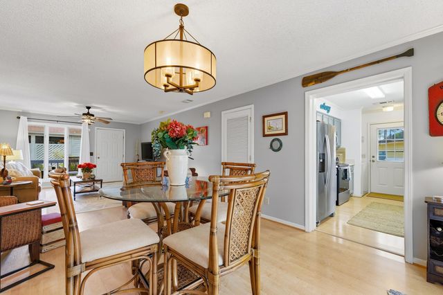 804 Victoria Ct., Murrells Inlet, SC 29576