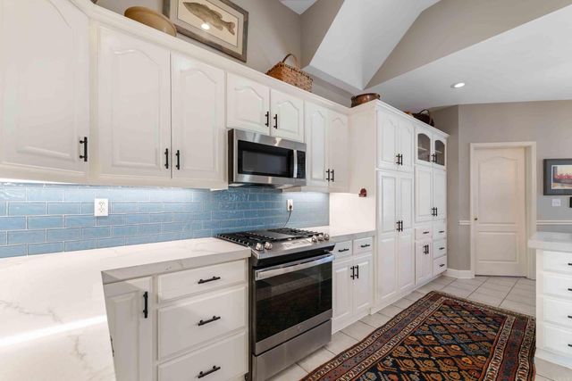 867 Copperfield Cove, Heber Springs, AR 72543