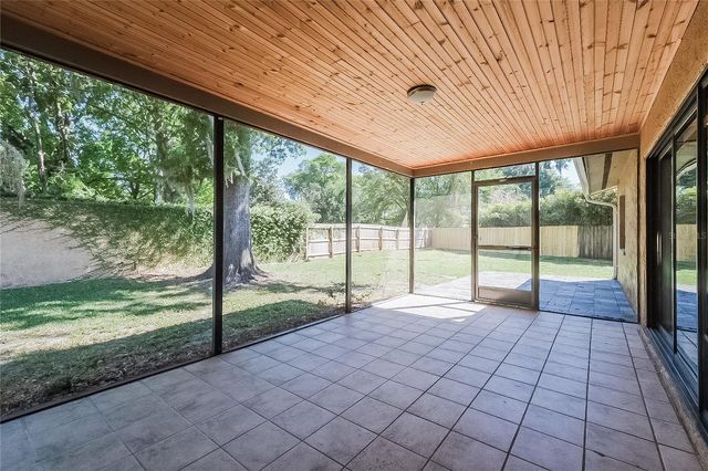 515 SANDALWOOD DRIVE, Plant City, FL 33563